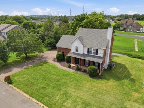 302 Twelve Oaks Ln, Lebanon, TN, 37087-8254 | Card Image