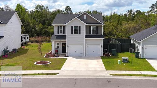 214 Brightleaf Cir, Hinesville, GA, 31313-9508 | Card Image