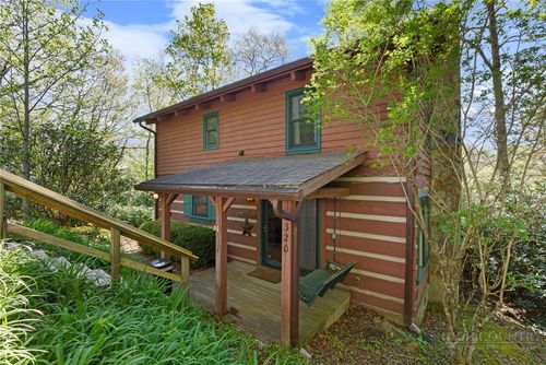 320 Holly Ln, Blowing Rock, NC, 28605-9503 | Card Image