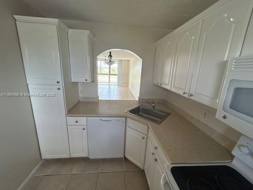 apt-313-2571 Aragon Blvd, Sunrise, FL, 33322-3122 | Card Image