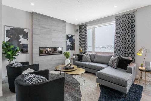 286 Hotchkiss Manor Se, Calgary, AB, T3S0J8 | Card Image