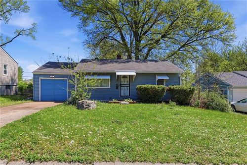 2305 S Crescent Ave, Independence, MO, 64052-1546 | Card Image