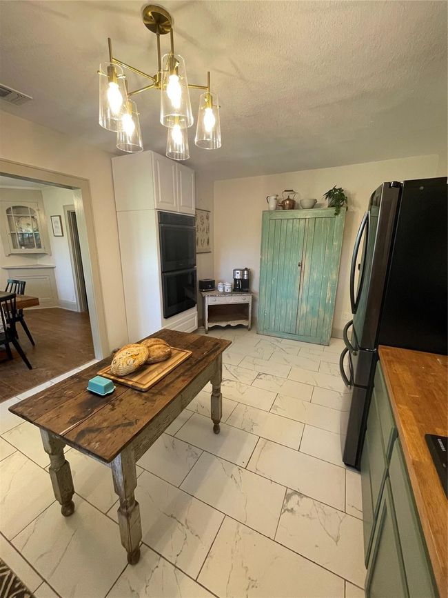 102 Walnut Ave, House other with 4 bedrooms, 2 bathrooms and null parking in Walnut Springs TX | Image 5