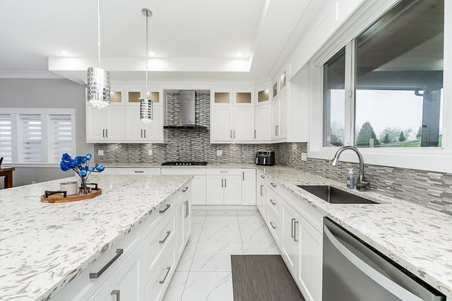 E - 3436 Headwater Place, House other with 7 bedrooms, 5 bathrooms and 8 parking in Abbotsford BC | Image 7