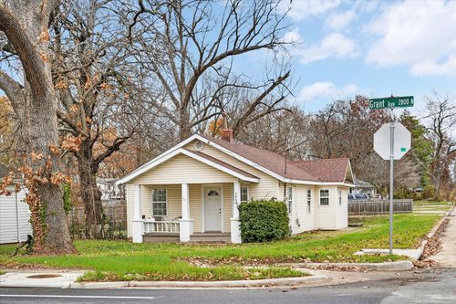 2800 N Grant Ave, Springfield, MO, 65803-1002 | Card Image