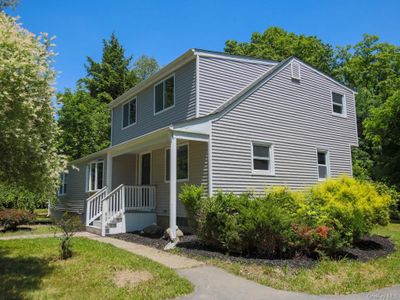 View of front of house with a porch | Image 3