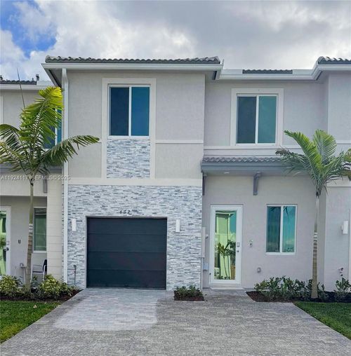 632-632 Se 14th Ct, Homestead, FL, 33034-3466 | Card Image