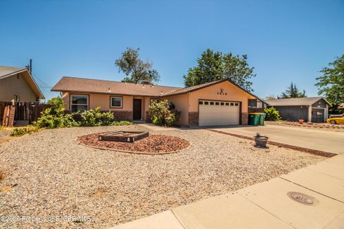 2313 E 18th St, Farmington, NM, 87401-7575 | Card Image