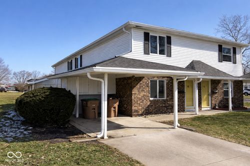 2872 Two Worlds Dr, Columbus, IN, 47201-3764 | Card Image