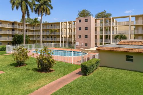 apt-b402-2800 Nw 56th Ave, Lauderhill, FL, 33313-2369 | Card Image