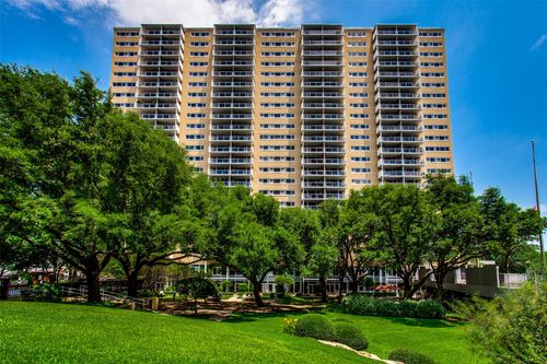 416-3883 Turtle Creek Blvd, Dallas, TX, 75219-4455 | Card Image