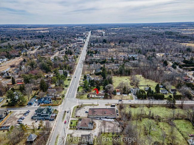 21082 Dalton Rd, Home with 4 bedrooms, 3 bathrooms and 6 parking in Jacksons Point ON | Image 8