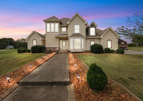 204 Fantasia Way, Clarksville, TN, 37043-1684 | Card Image