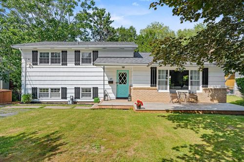 19 Ridge Ave, Lower Sackville, NS, B4C2L5 | Card Image