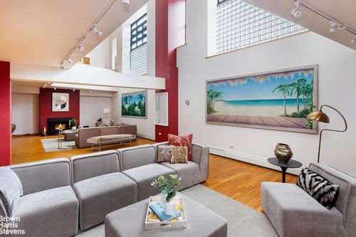1bc-708 Greenwich St, New York, NY, 10014-2585 | Card Image