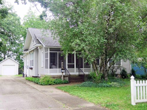 206 East St, Decorah, IA, 52101-1309 | Card Image
