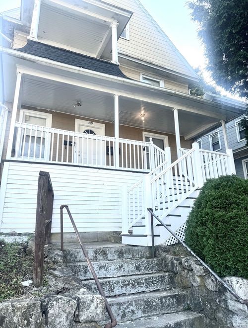 219 Connecticut Ave, New London, CT, 06320-5134 | Card Image