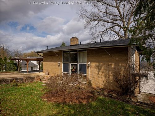 604 Bendview Dr, Charleston, WV, 25314-1515 | Card Image