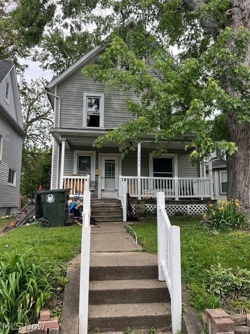1236 Oxford Ave Nw, Canton, OH, 44703-1544 | Card Image