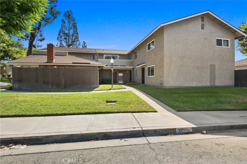 apt-4-3082 Shasta St, Pomona, CA, 91767-1660 | Card Image