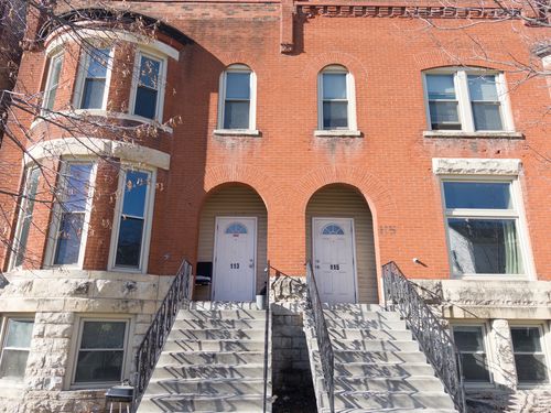 apt-a-113 N Hickory St, Joliet, IL, 60435-7648 | Card Image