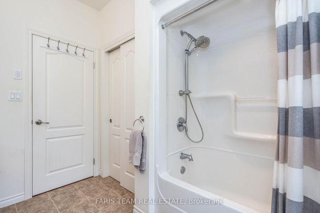 19 Castleton Dr, House other with 5 bedrooms, 3 bathrooms and 4 parking in Tiny ON | Image 17