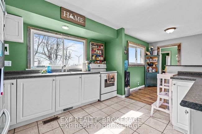 701 Highway 95 N/A, House other with 3 bedrooms, 2 bathrooms and 8 parking in Frontenac Islands ON | Image 16