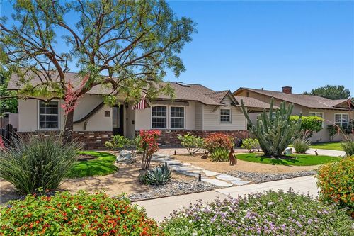140 E Greenwood Ave, La Habra, CA, 90631-3833 | Card Image