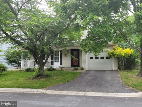 4104 Swiss Stone Dr, BURTONSVILLE, MD, 20866-1163 | Card Image