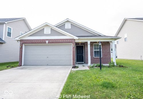 19496 Prairie Crossing Dr, Noblesville, IN, 46062-6638 | Card Image