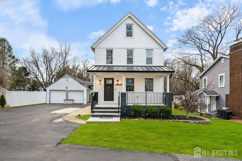 15 Old Ridge Rd, Monmouth Junction, NJ, 08852-2647 | Card Image