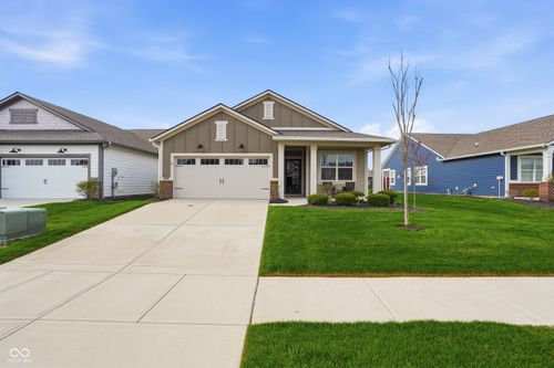 713 Ehrlich Ln, Westfield, IN, 46074-4909 | Card Image