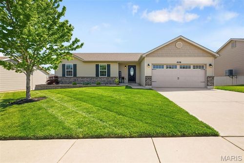 406 Prairie Creek Drive, Wentzville, MO, 63348 | Card Image