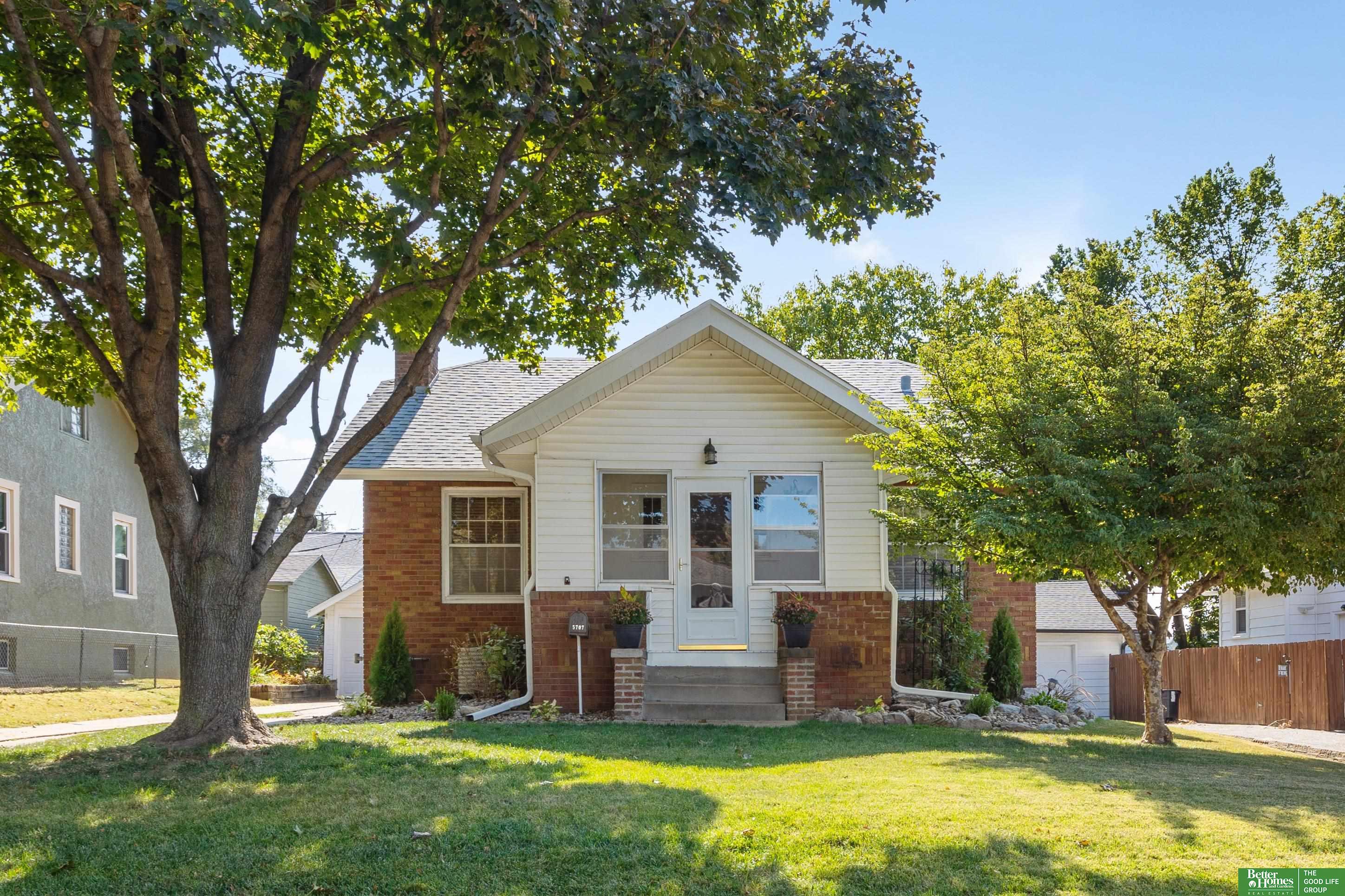 Mason St, Omaha, NE 68106