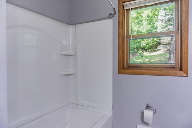 5200 Dahlgren Rd, House other with 4 bedrooms, 2 bathrooms and null parking in Chaska MN | Image 28