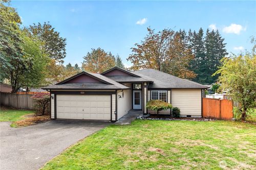 24615 Roberts Dr, Black Diamond, WA, 98010-9208 | Card Image