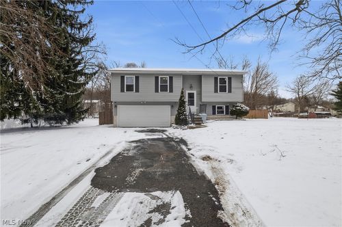 1183 Eastland Ave, Akron, OH, 44305-1328 | Card Image