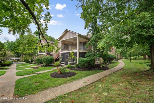 10339 Shelbyville Rd, Louisville, KY, 40223-2913 | Card Image