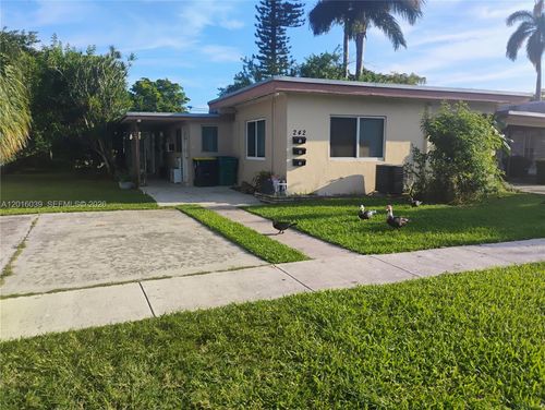 1-3-242 Se Park St, Dania Beach, FL, 33004-3772 | Card Image
