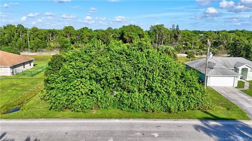 5160 Nw Aljo Cir, Port St. Lucie, FL, 34986-3508 | Card Image