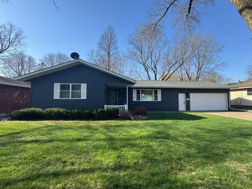 107 W James Ave, Marshall, MN, 56258-1638 | Card Image