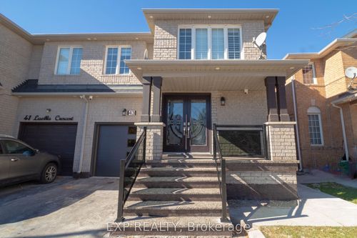 43 Luella Crescent, Brampton, ON, L7A3H8 | Card Image