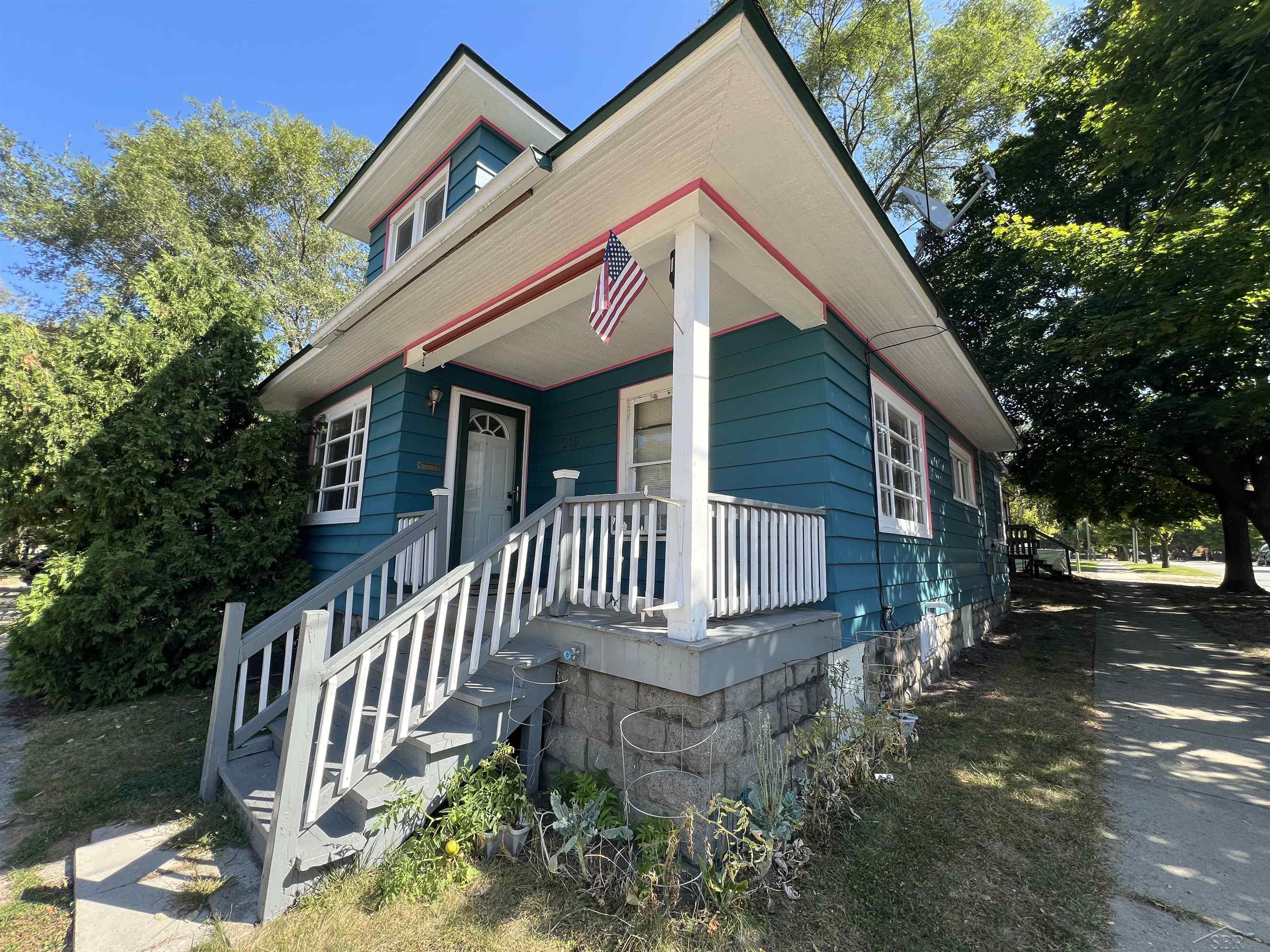 Dewitt St, Bay City, MI 48706