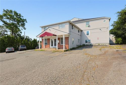 38-420 Woodward Rd, North Providence, RI, 02904-4700 | Card Image