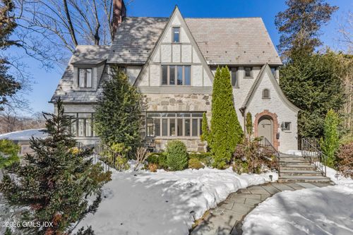 7 Dearfield Ln, Greenwich, CT, 06831-5325 | Card Image