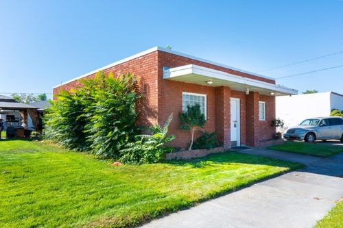 434 W Idaho Ave, Ontario, OR, 97914-2347 | Card Image