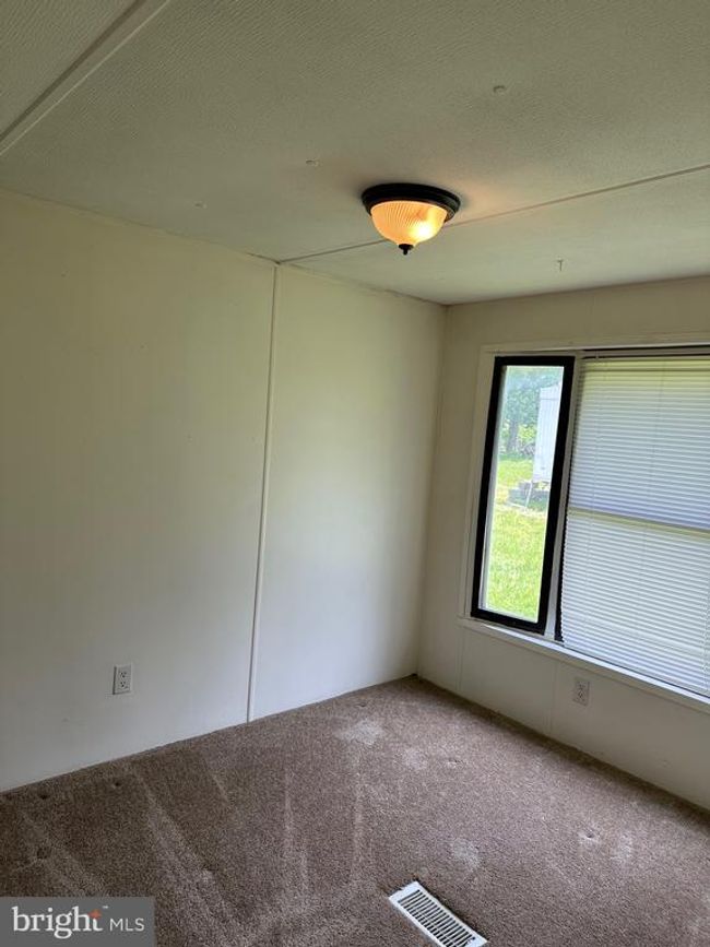 97 Skyhawk Trl, Home with 3 bedrooms, 2 bathrooms and null parking in HARPERS FERRY WV | Image 12
