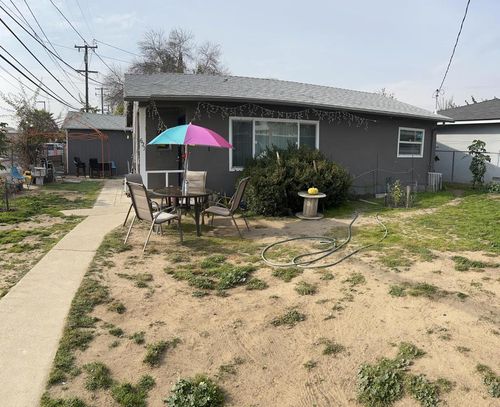 622 S 11th St, Fresno, CA, 93702-2916 | Card Image