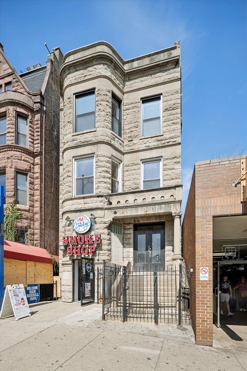apt-3-948 W Addison St, Chicago, IL, 60613-4337 | Card Image