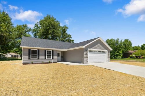 203 S Ivy Ln, Butler, IN, 46721-1217 | Card Image